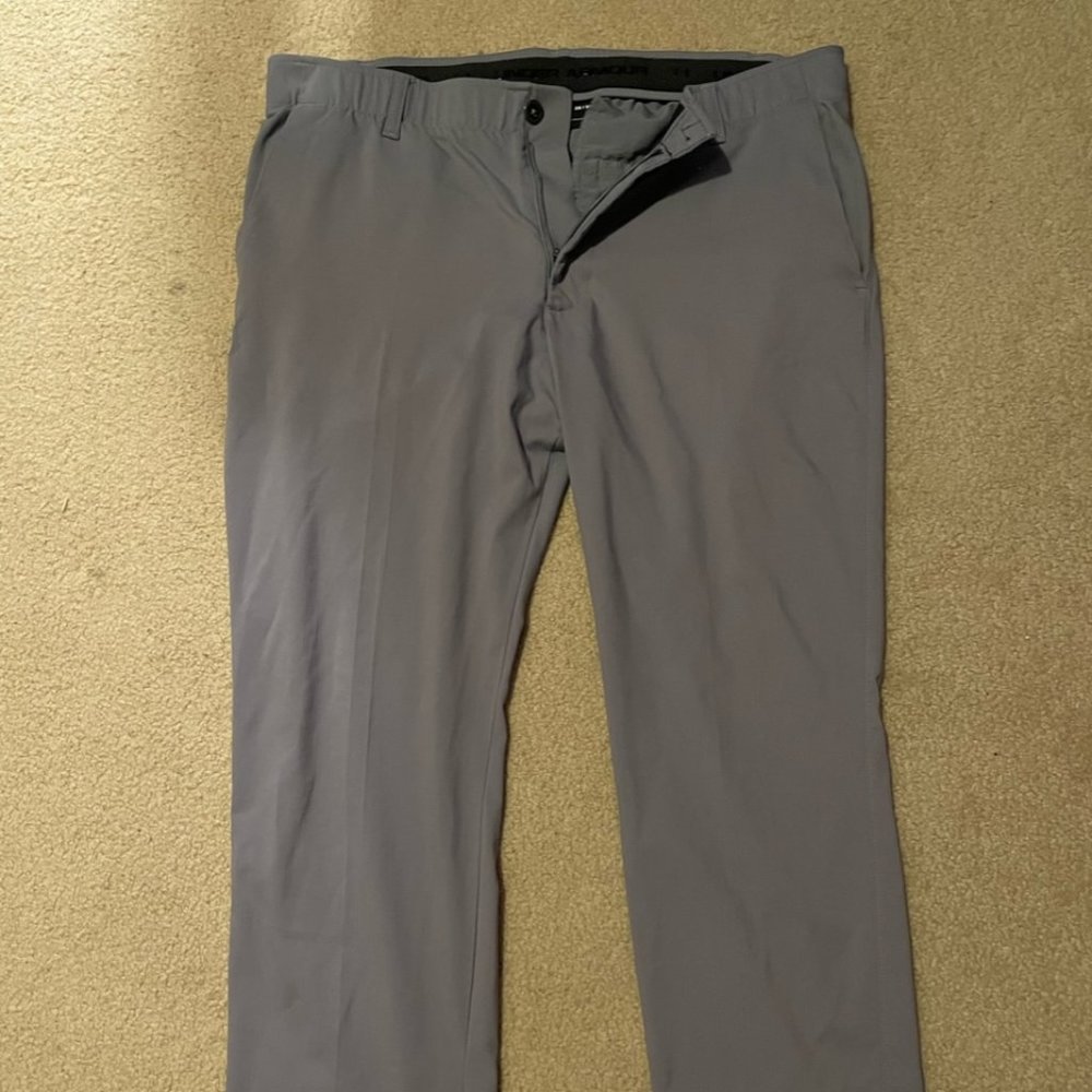 Under Armour Golf Pants Gray Mens Size 38/32